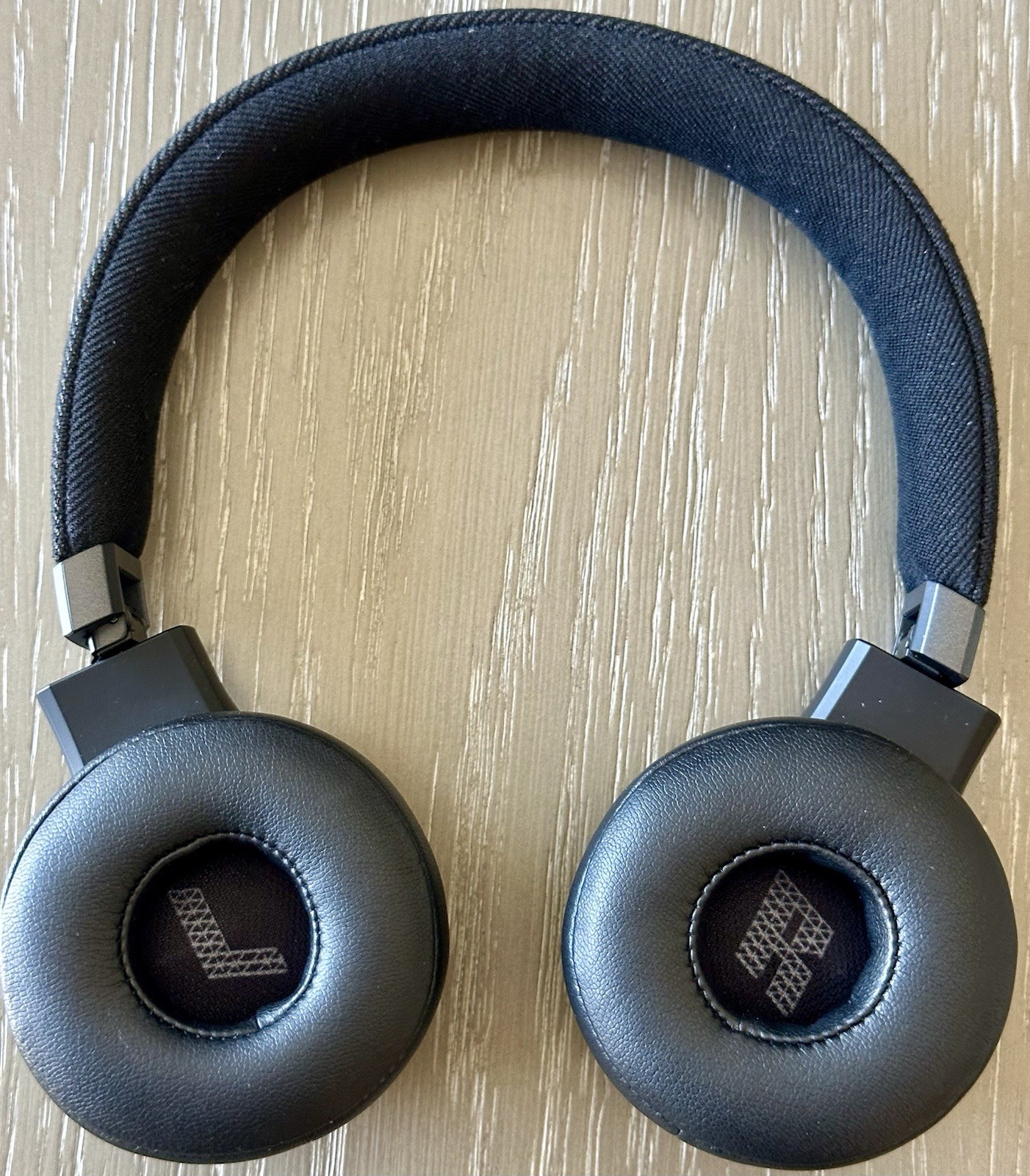 JBL Live 675NC ANC Bluetooth On-Ear Wireless Headphones Open Box