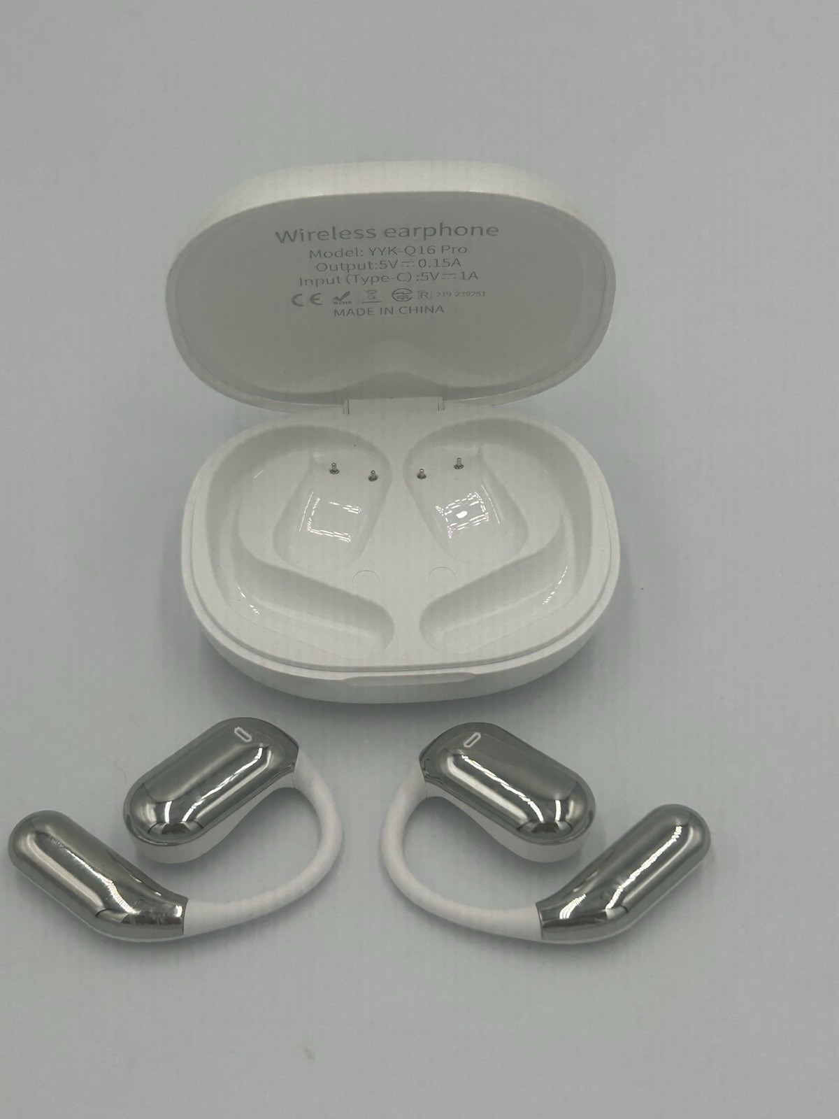 YYK YYK-Q16 Pro Bluetooth Wireless In-Ear Earbuds w/ Charging Case Silver/White