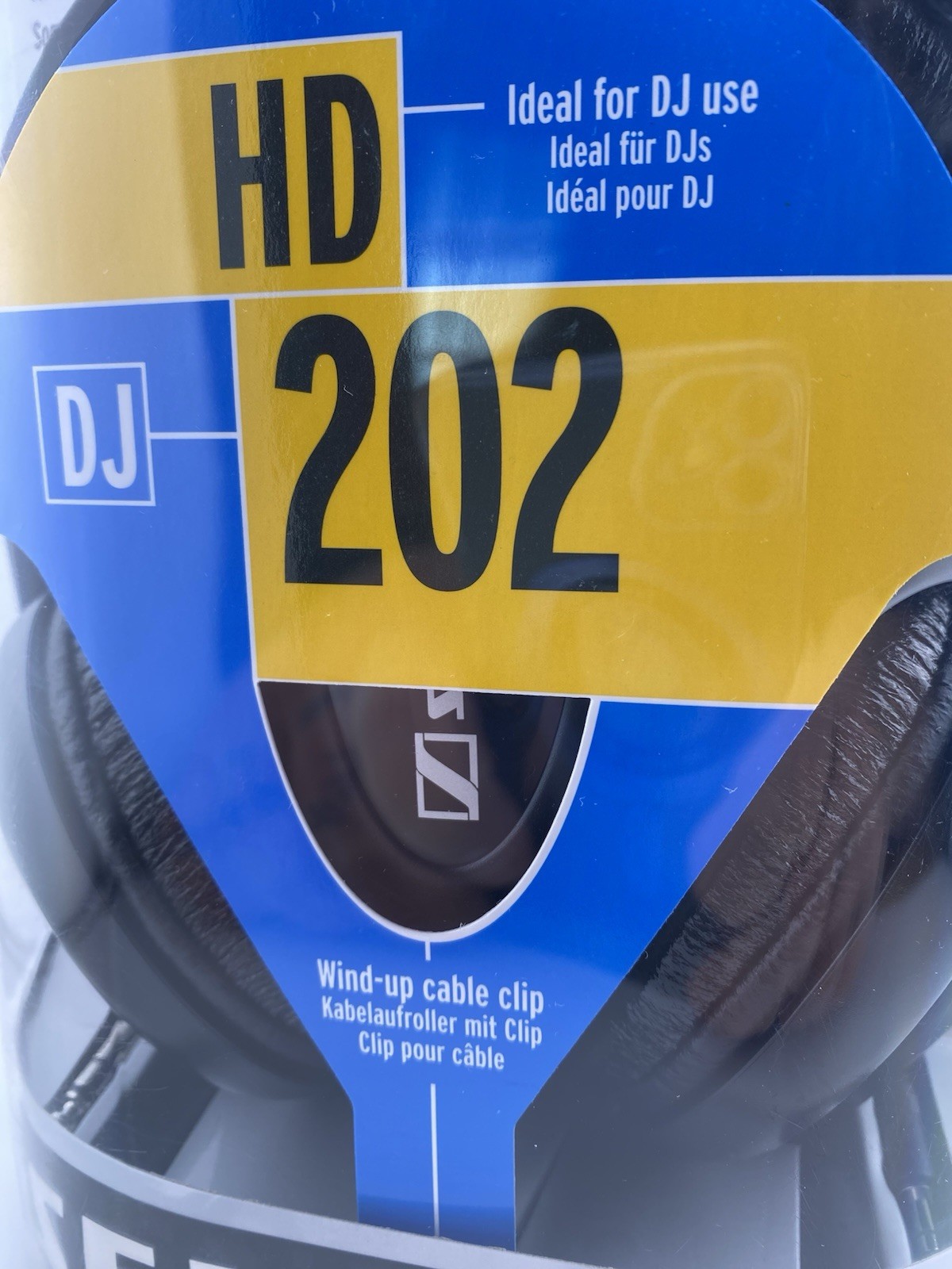 Sennheiser HD 202 DJ Headphones Powerful Sound/ Bass Response WiredOver the Ear