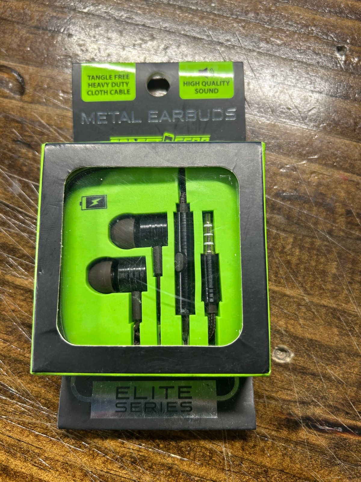 Gadget Gear Elite Series Metal In Ear Earbuds Black Mic Tangle Free Cord 3.5mm