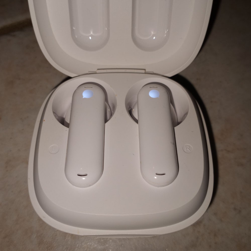 Lightly Used White Timekettle WT2 Edge Translation Earbuds + Case + Original Box