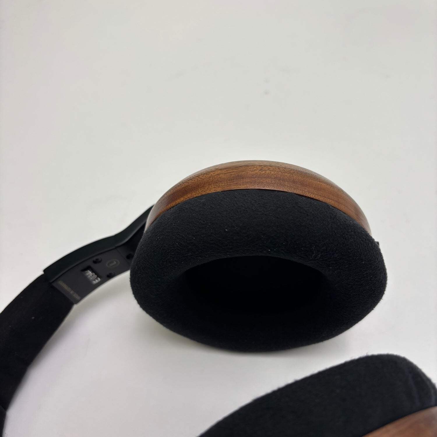 Ultrasone Edition 11 Audiophile Hi-Res Open Back Dynamic Headphone Black/Beige