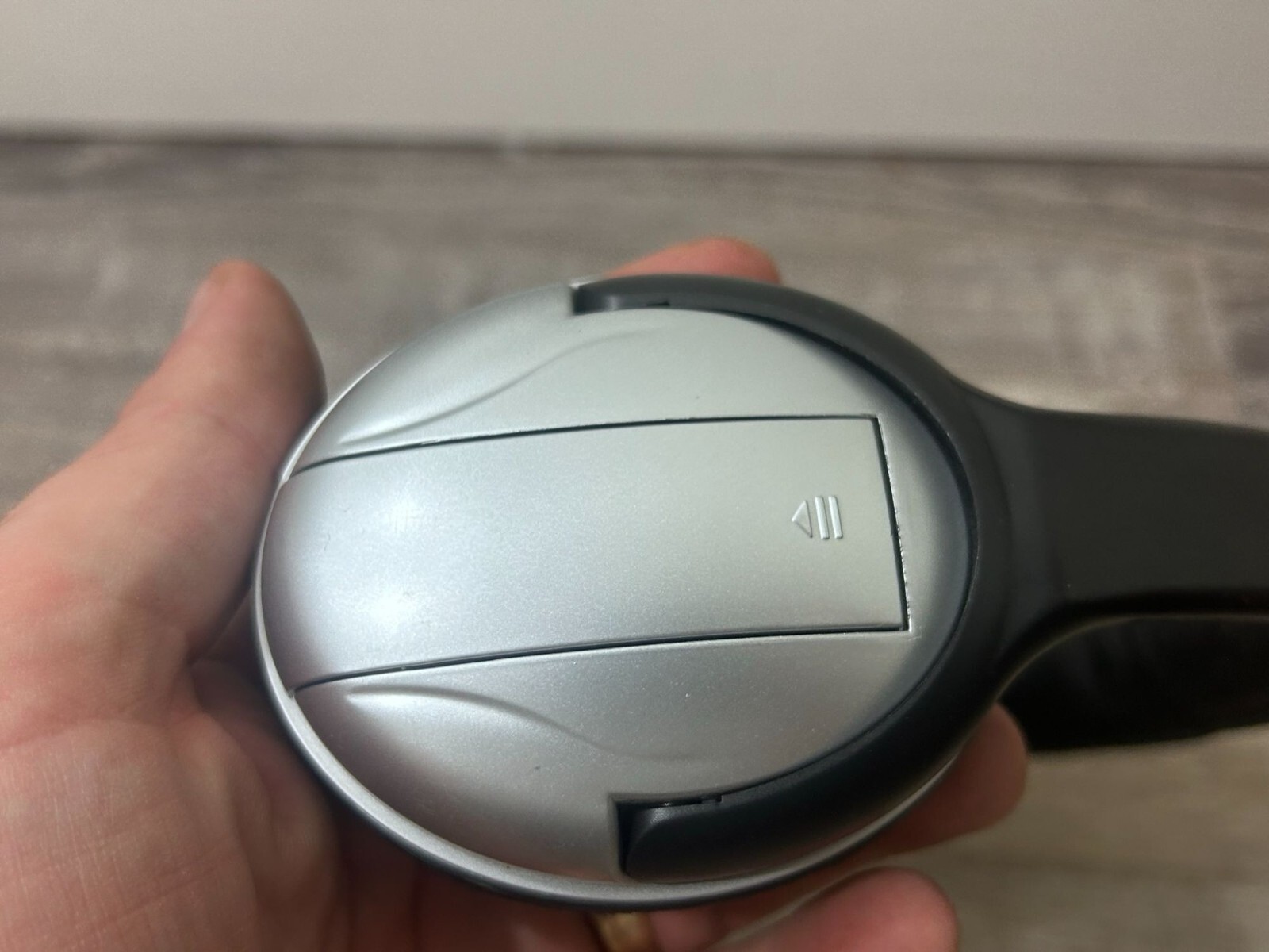 SoundLogic 4 In 1 Wireless Headphones Over The Head Black Silver