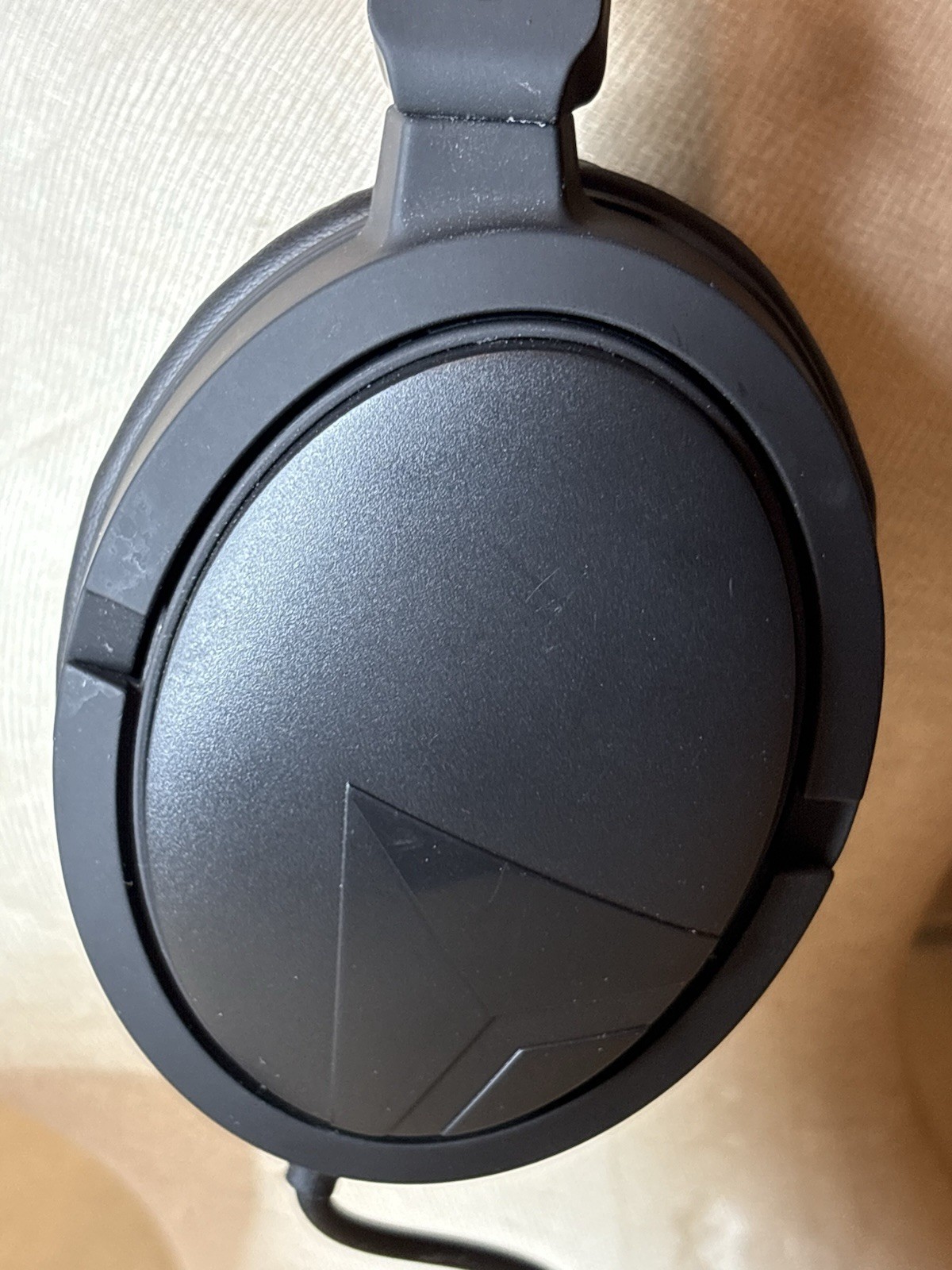 Delta Airlines First Class Premium Head Phones Pre-owned 044208423, On the Ear