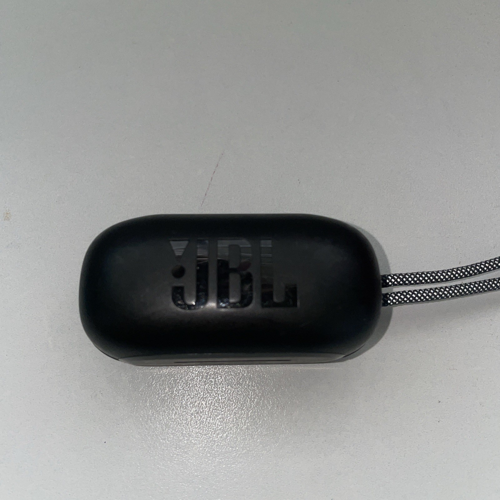 JBL Reflect Aero True wireless charging case- Black