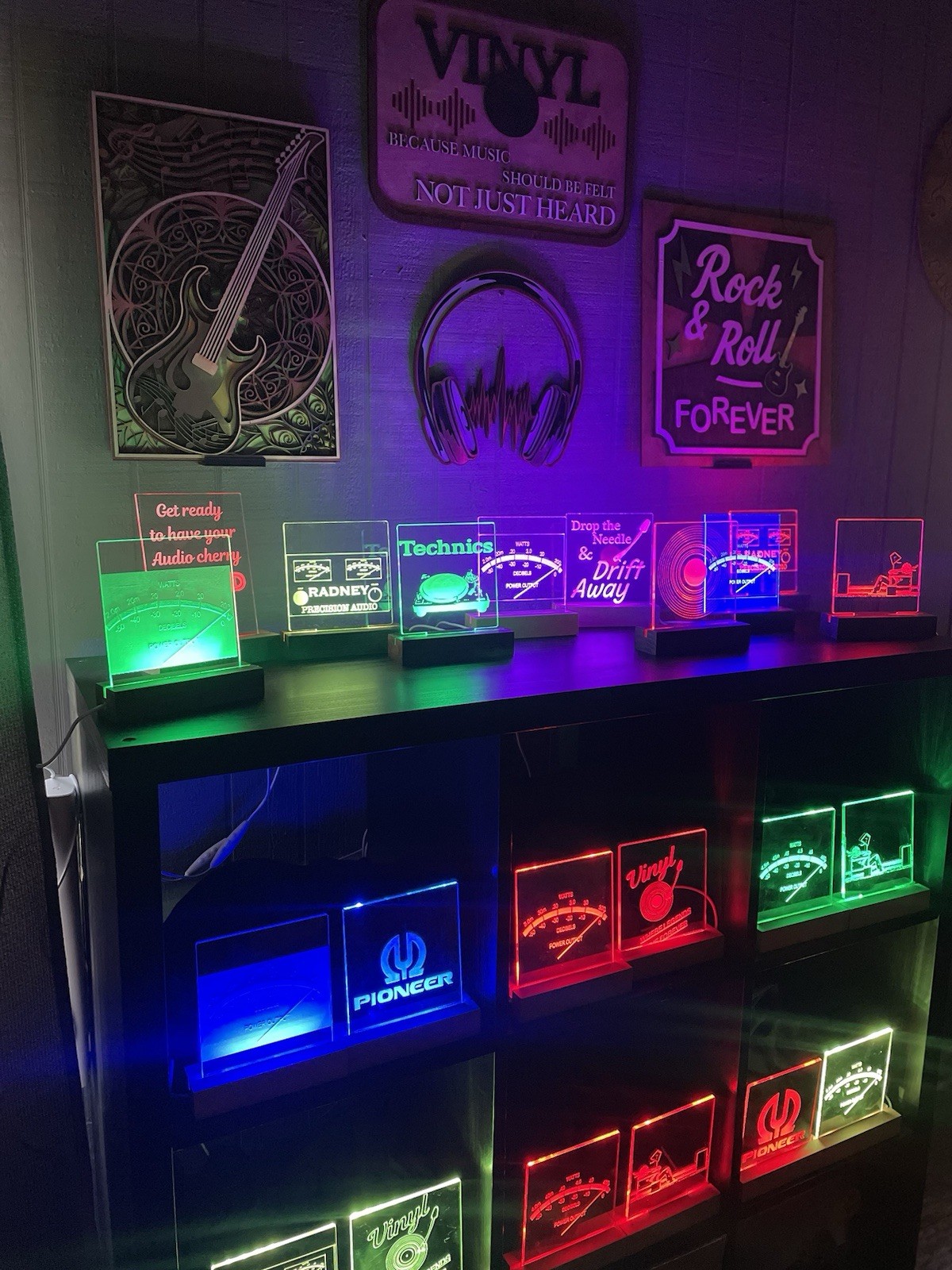 New – FINAL AUDIO LED Sign