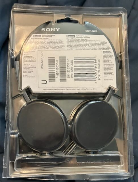 SONY MDR-NC6 Noise Canceling Headphones silver new NOS