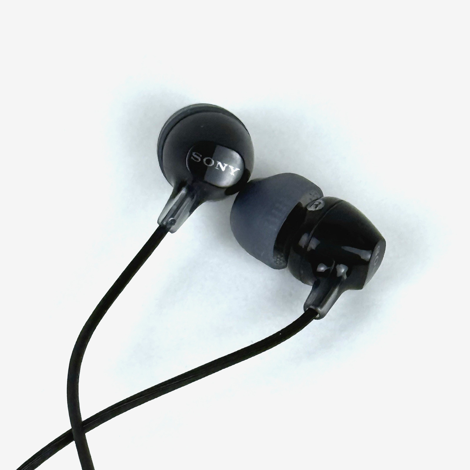 Sony MDR-EX14AP Wired Earbuds w/ Mic 3.5mm In-Ear Headphones Black– Open Box