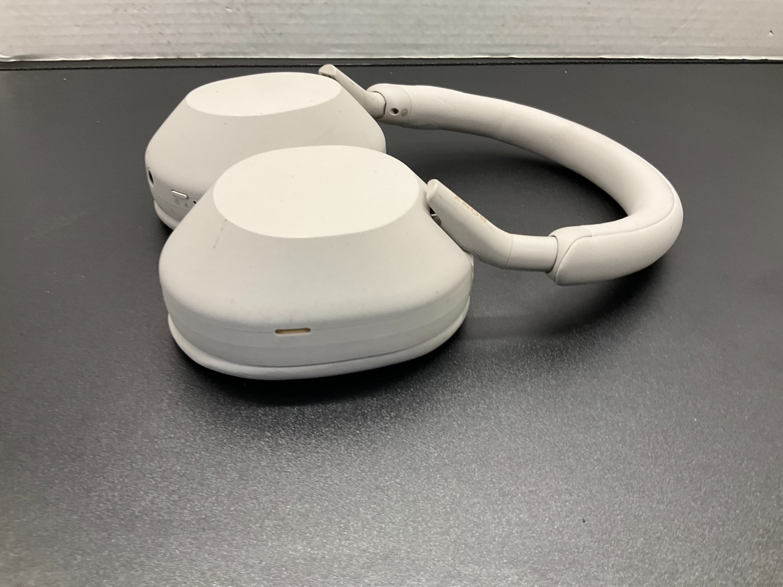 Sony WH-1000XM5 Wireless Noise Cancelling Headphones