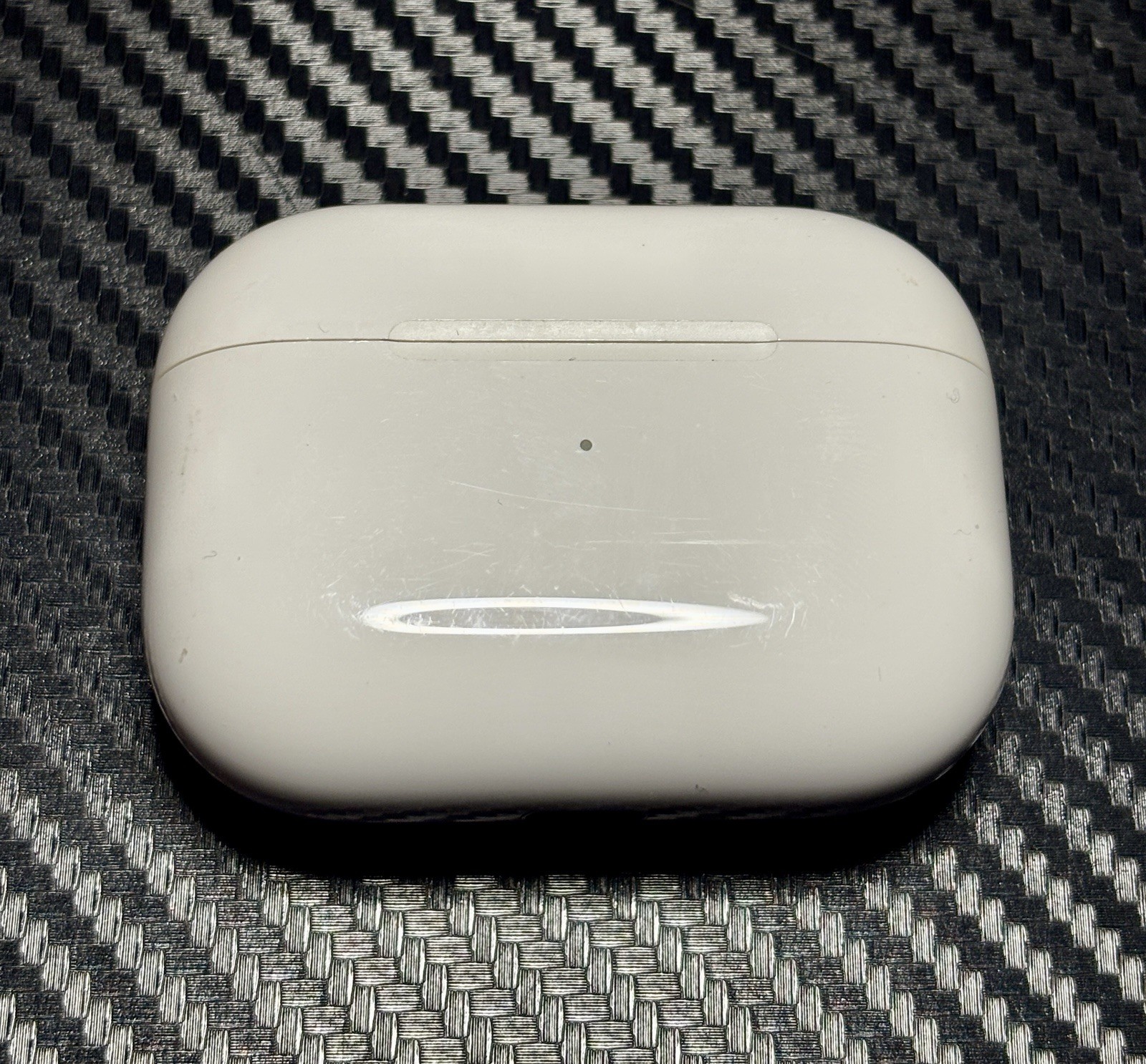 Apple AirPods Pro 2 Wireless Earbuds Charging Case White lightning