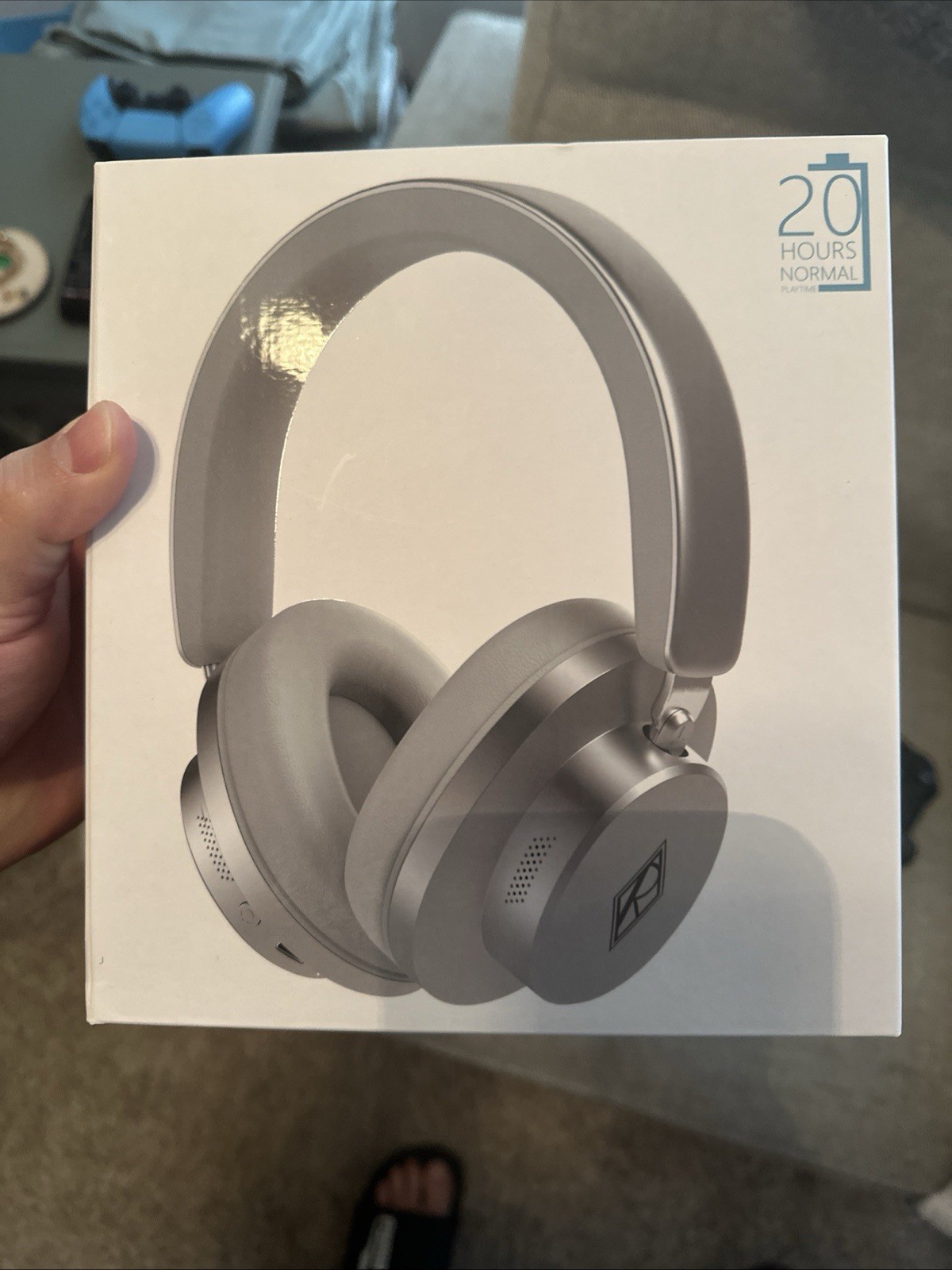 Ralph Lauren Unisex Wireless Headphones Gray/Silver – Brand new