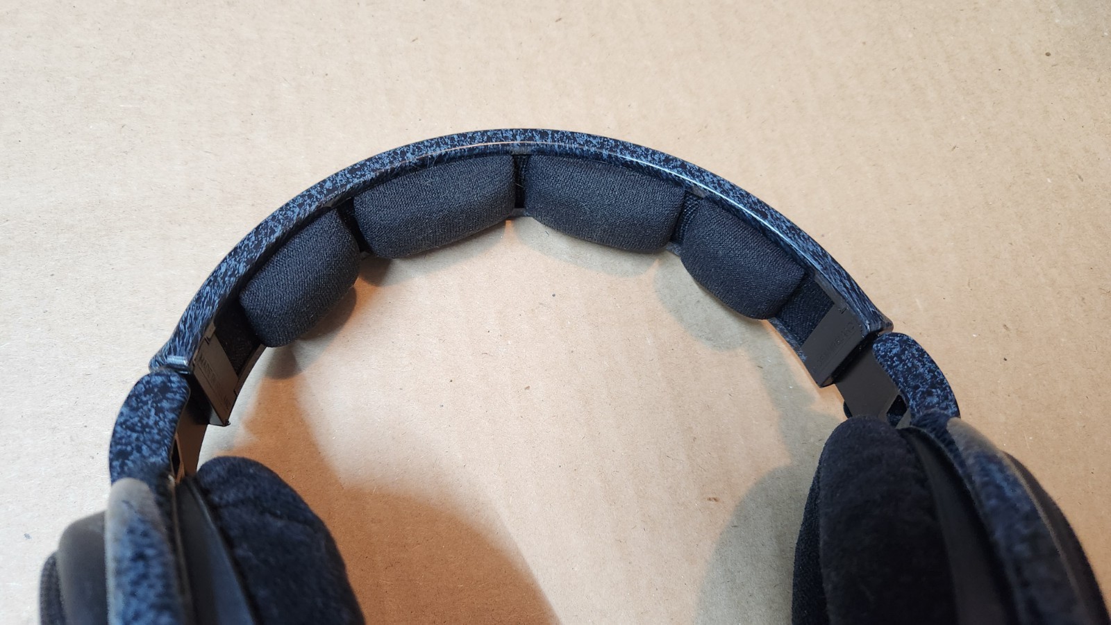 *Parts* Sennheiser HD 600 Over the Ear Headphones – Marble