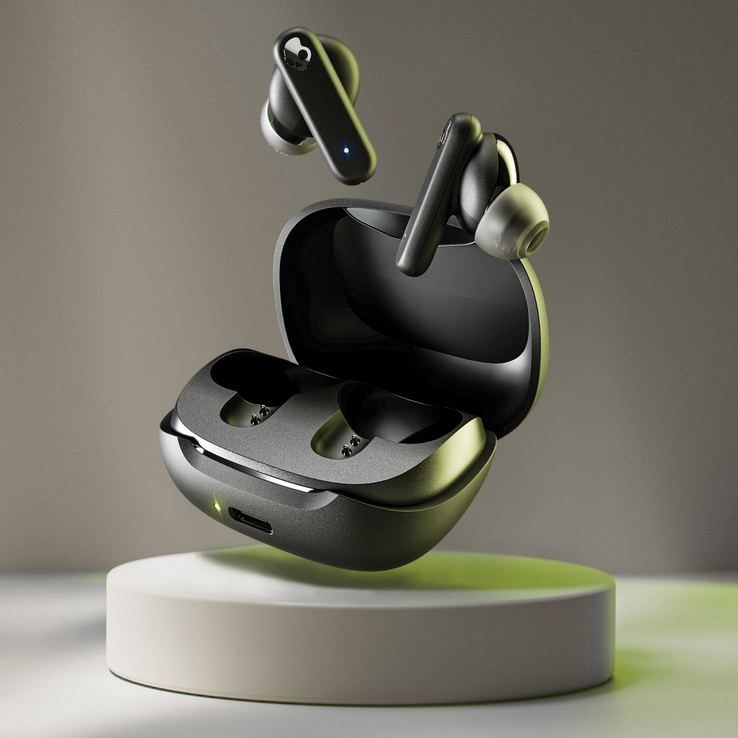 Smokin’ Buds TWS In-Ear Earbuds, Mic, Charging Case, 20-Hr Playtime, IPX4