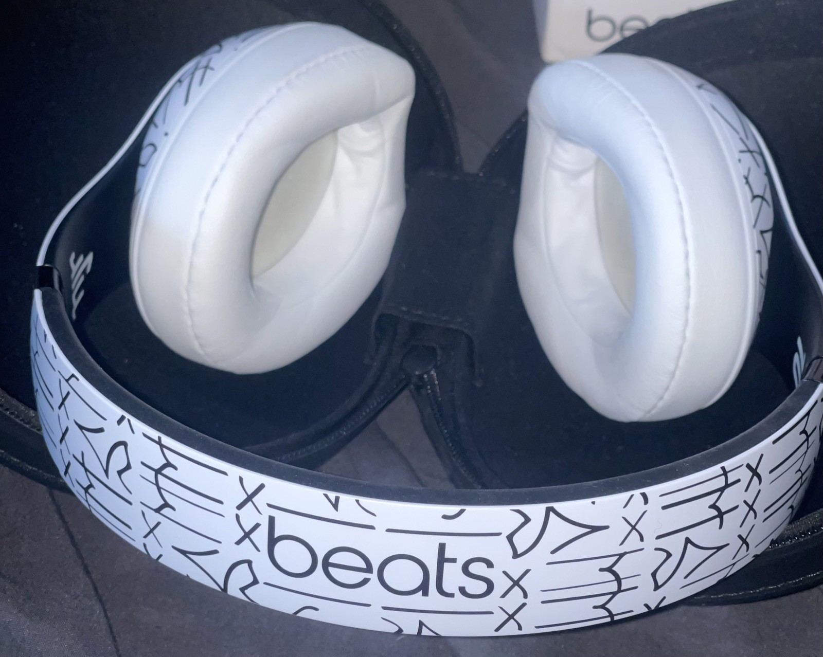 Rare Beats Studio 3 Wireless X Neymar Jr Custom Headphones Limited Edition