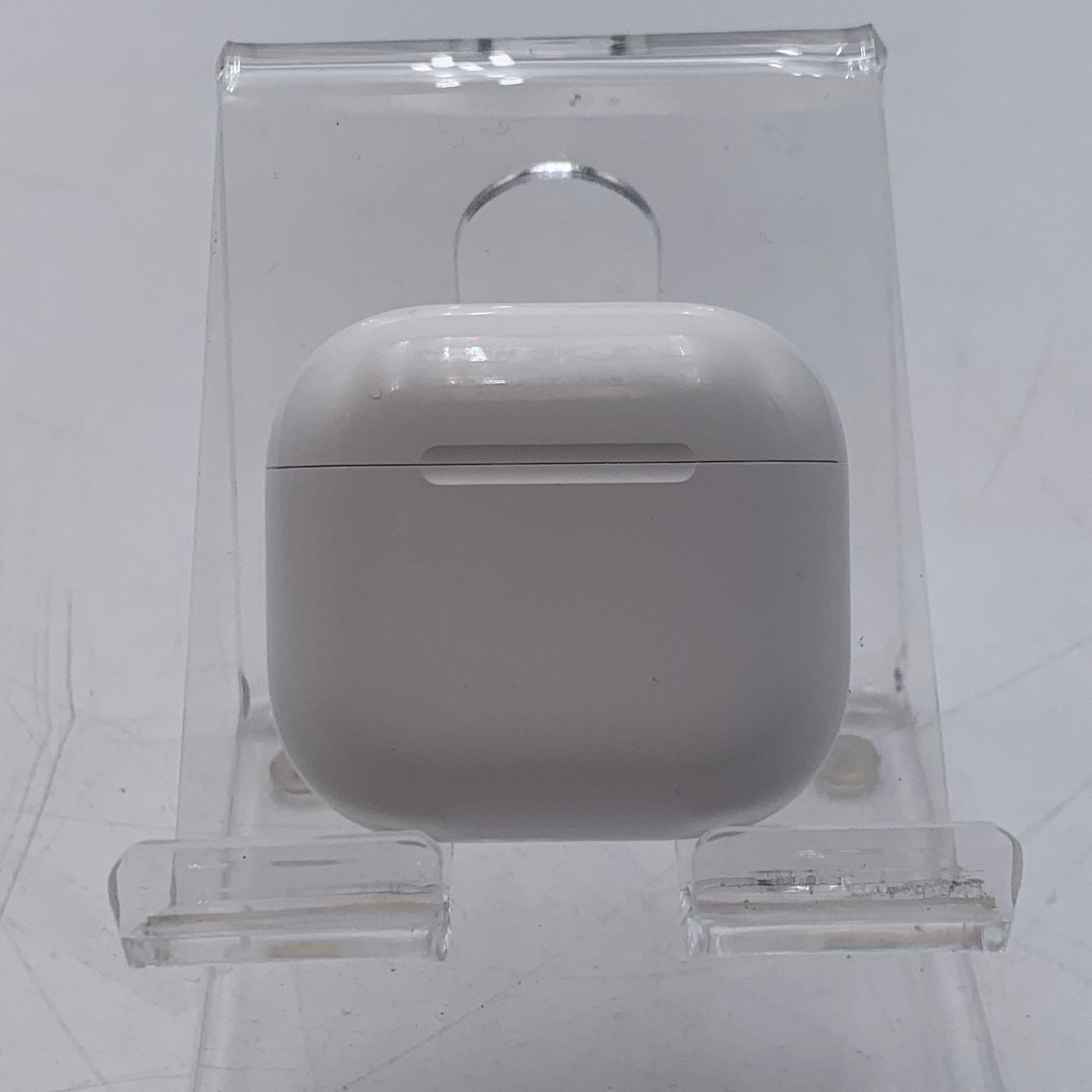 Apple AirPods 4th Gen ANC MagSafe Charging Case / A3055 A3056 A3059 MXP93LL/A