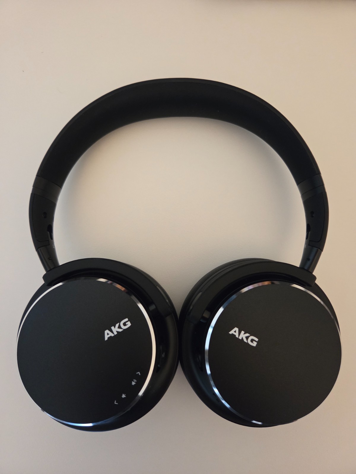 Samsung AKG Y600NC Noise Cancelling Bluetooth Headphones – Graphite Black