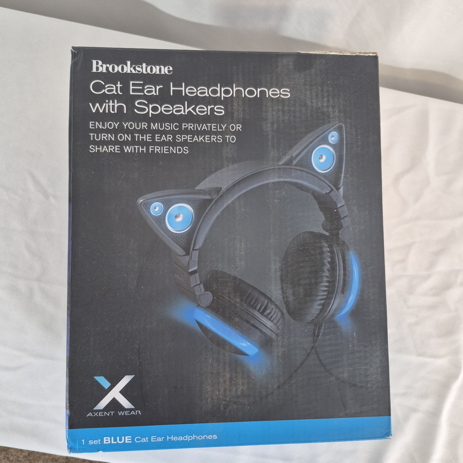 Brookstone Wireless Cat Ear Headphones With Speakers Light Up Blue (No Ear Pads)