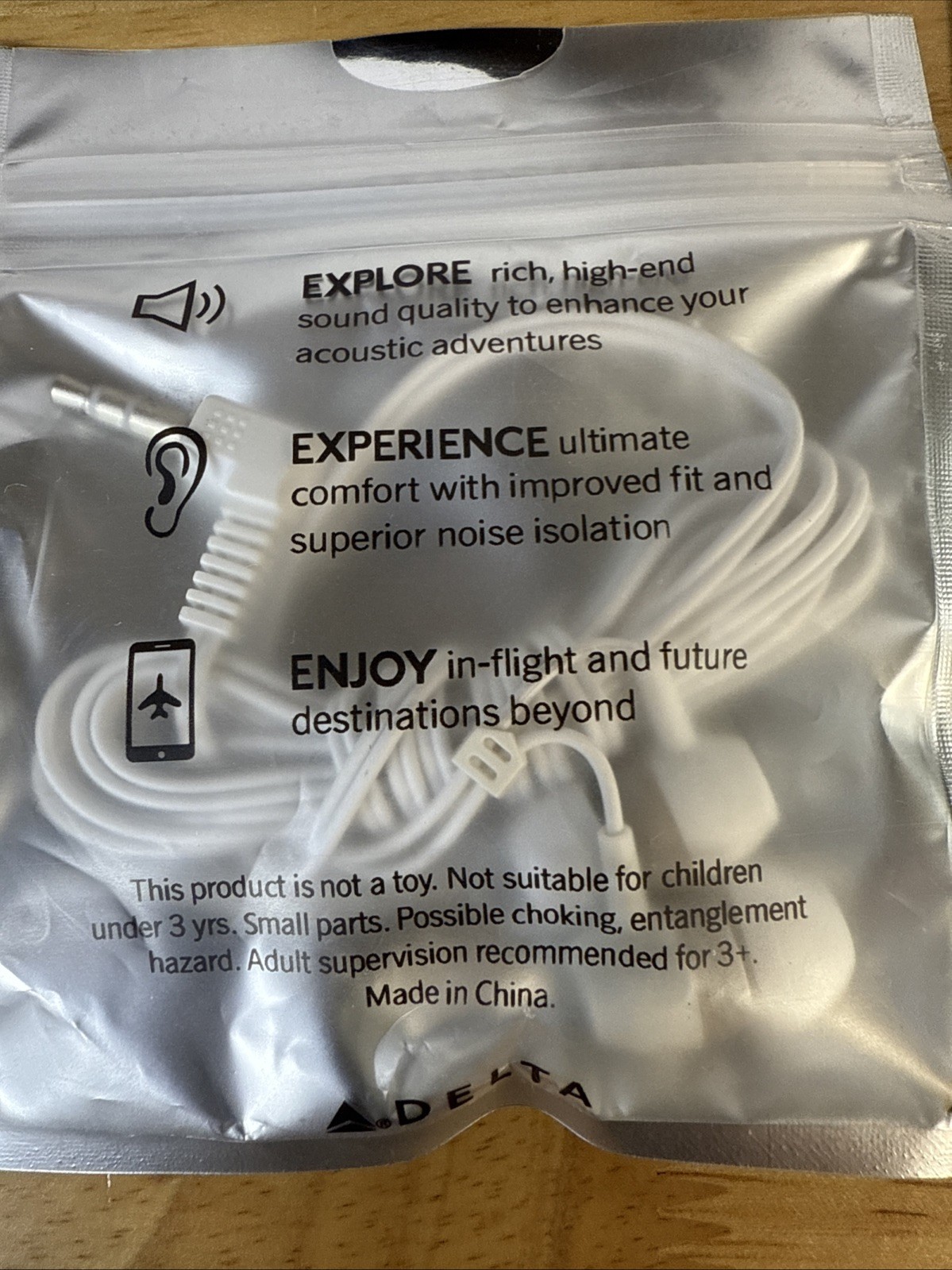 Plug In Tune Out Wired Earphones 12-Pack Delta Airplane Earphones New