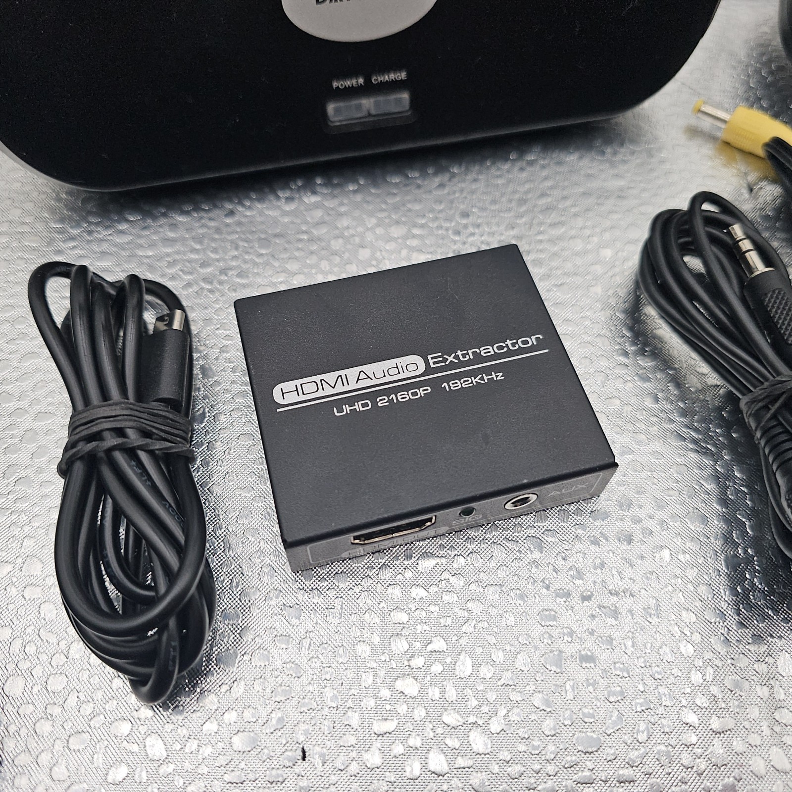 DAYSNEW ADH300J Wireless TV Headphones 2.4G RF Charging Dock w/HDMI A/V PassThru