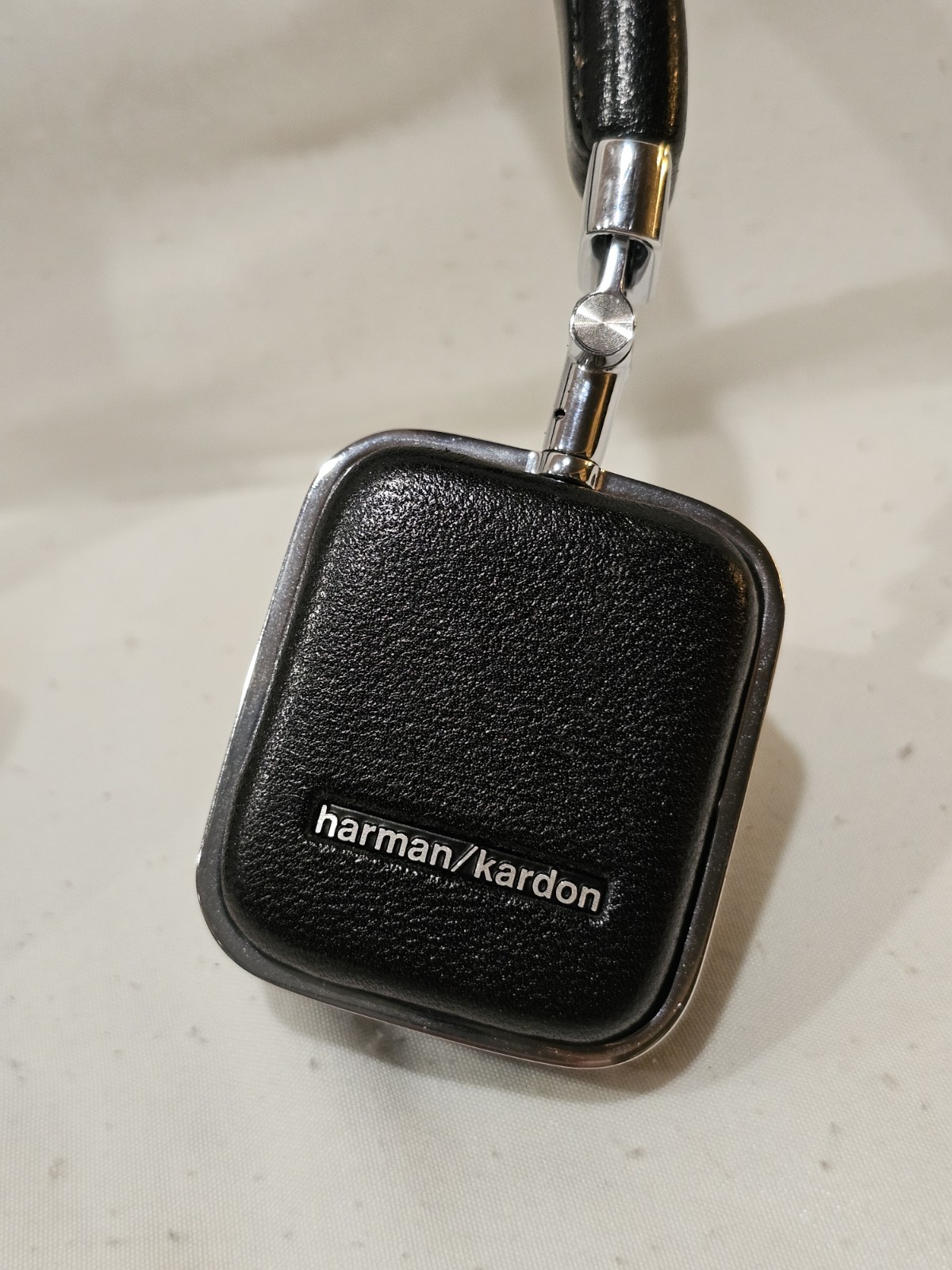 Harmon Kardon Soho Wireless Headphones Leather Black Chrome Tested Works