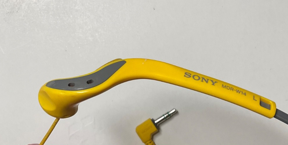 Vintage Yellow SONY MDR-W14 Sports Walkman In-Ear Stereo Headphones 3.5mm Jack