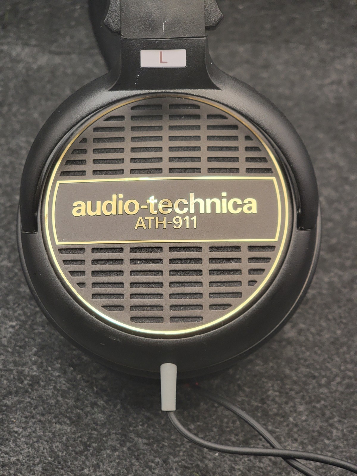 Vintage Audio Technica ATH-911 Professional Audio Headphones – Black [Tested]