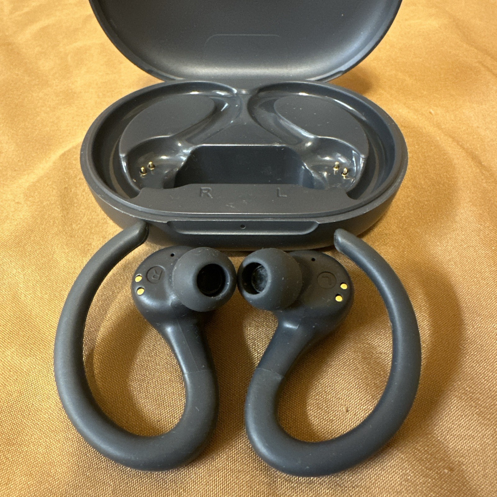 JLab Go Air Sport True Wireless Bluetooth Earbuds w/ Charging Case Black Tested