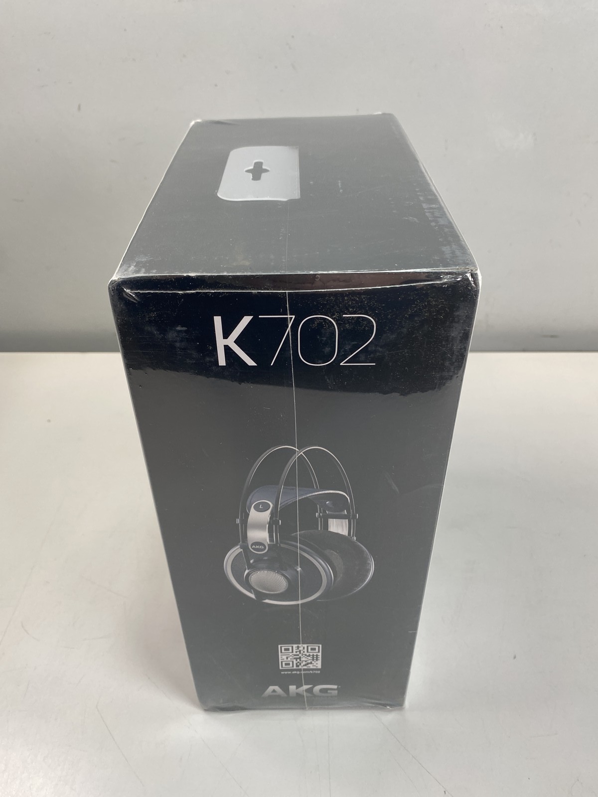 AKG K702 Reference-Quality Open-Back Circumaural Headphones – Black