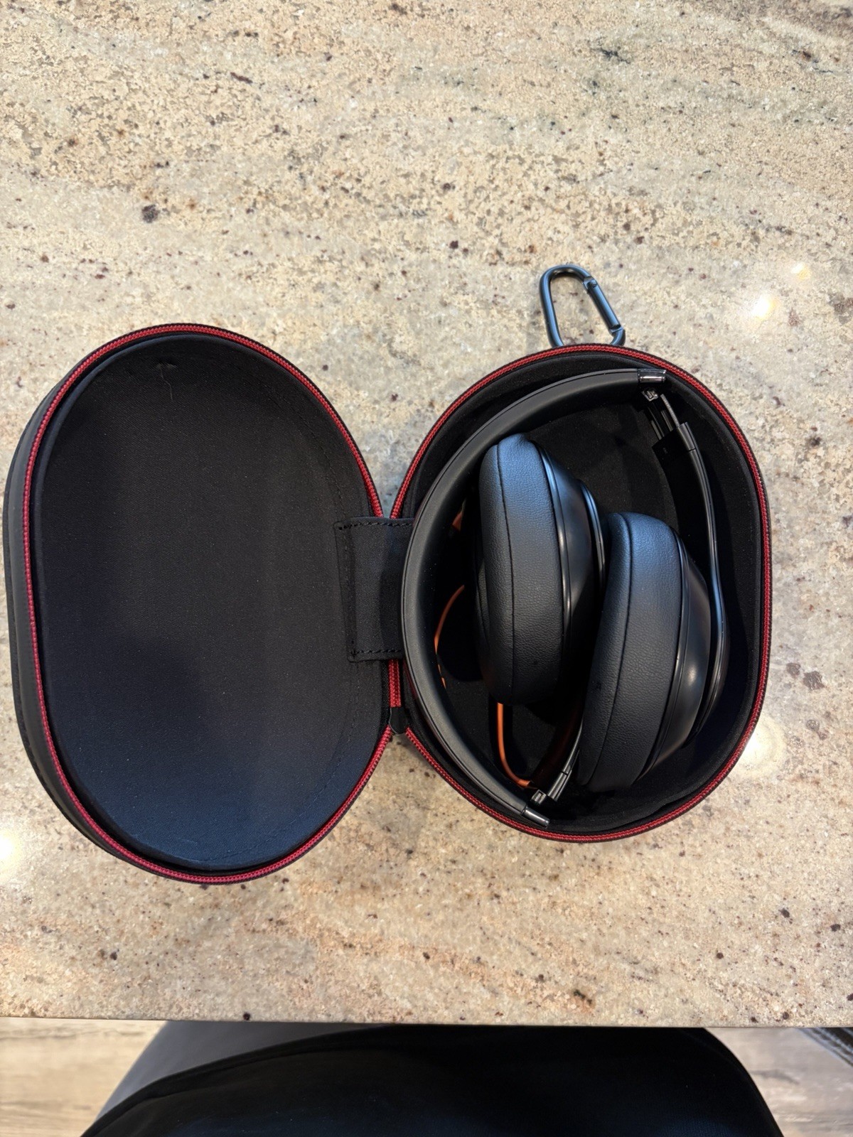 Beats by Dr. Dre Studio3 Over the Ear Wireless Headphones – Black