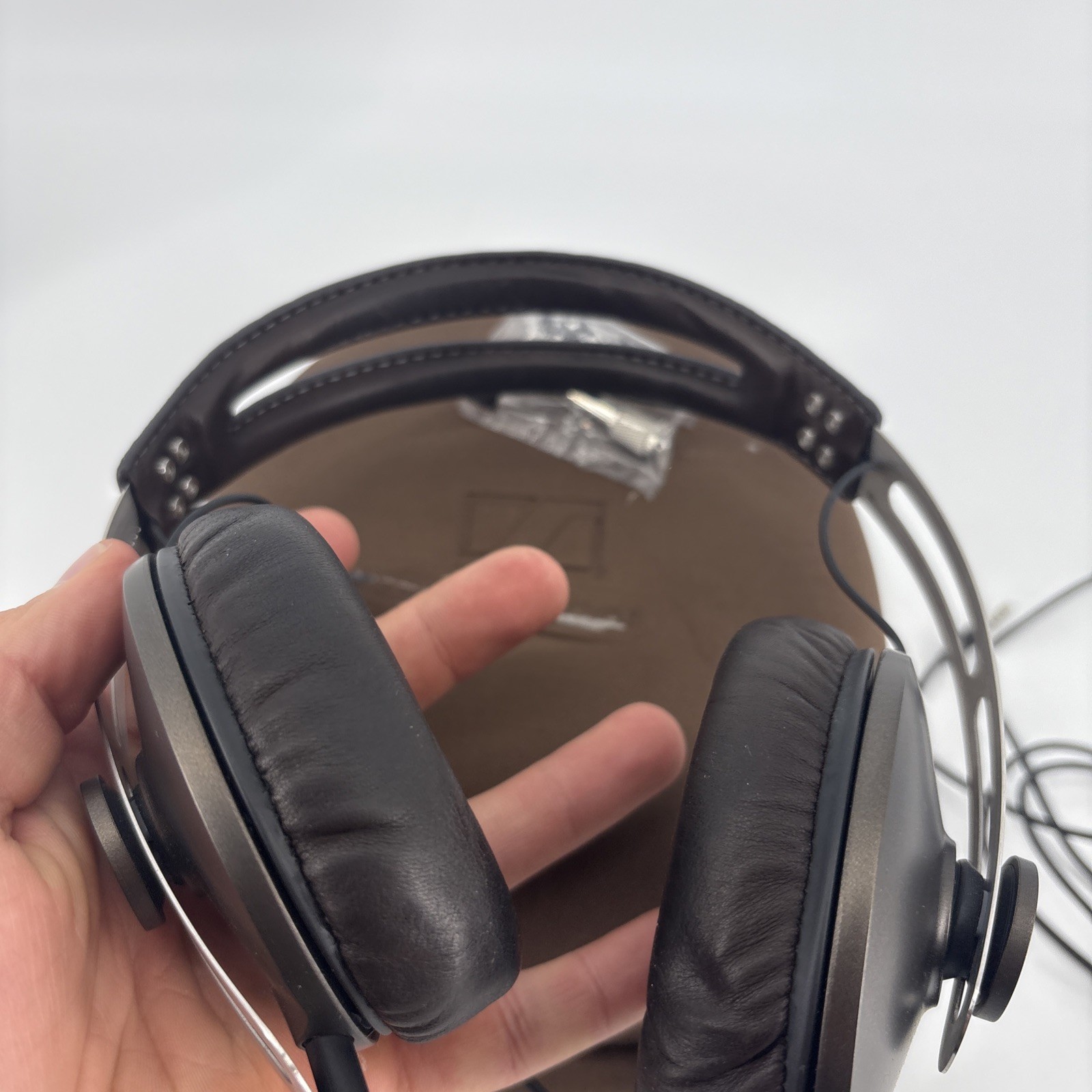 Sennheiser Momentum Original 1st Edition – Brown. Sounds Great! Fast Shipping!