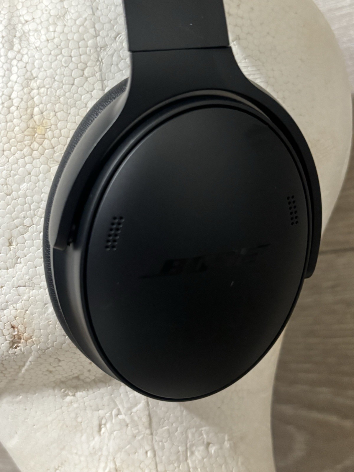 Bose QuietComfort 45 437310 Noise Canceling Bluetooth Black Headphones/Soft Case