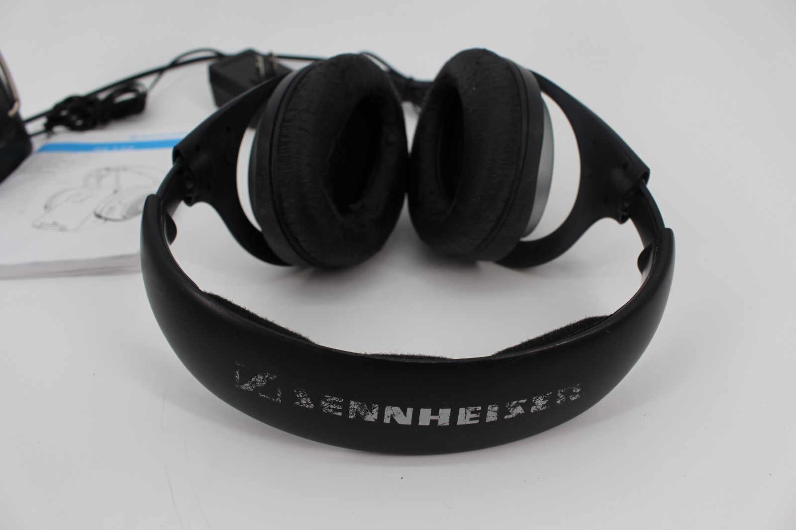 Sennheiser RS 120-W Wireless TV Headphones Untested Parts Needs Ear Covers