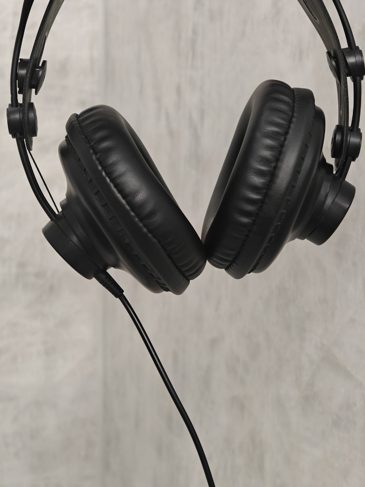 Monoprice Modern Retro Over Ear Headphones