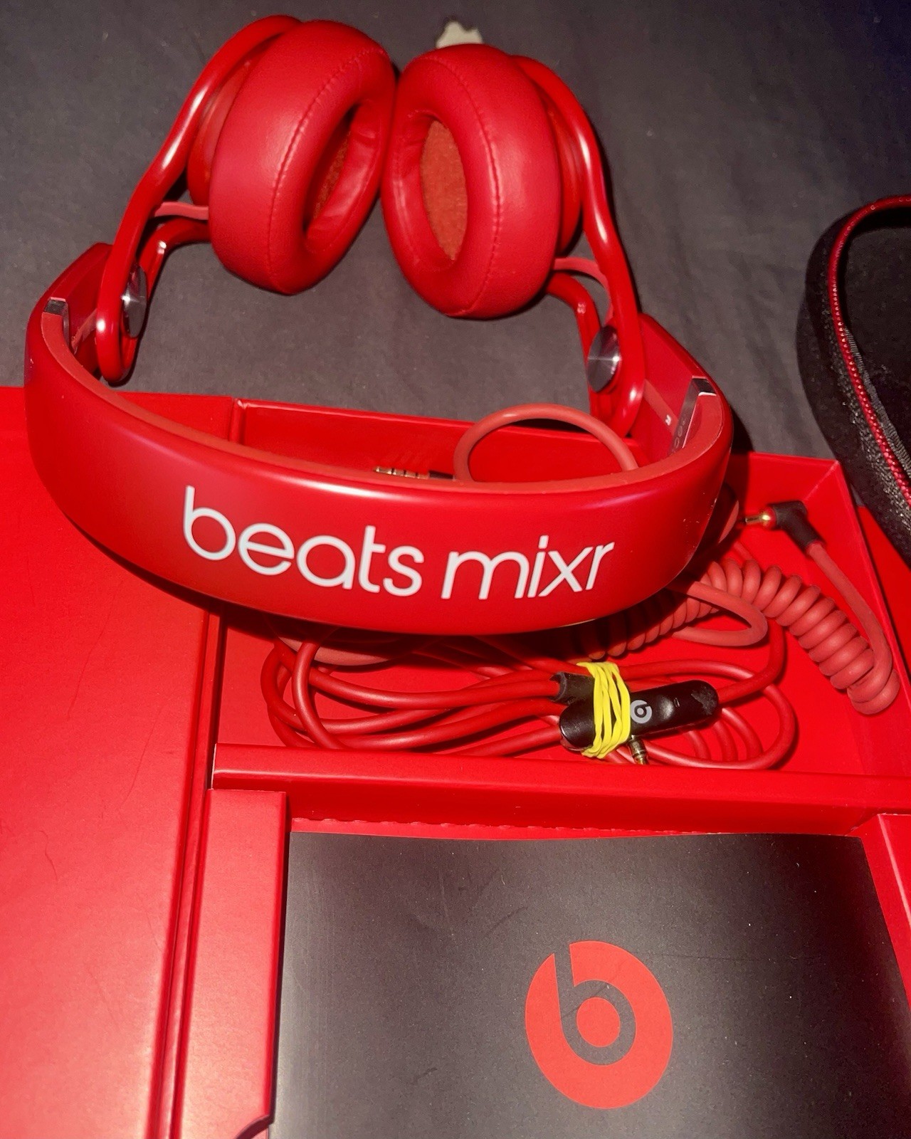 BEATS ? MIXR MIXER DJ PROFESSIONAL WIRED HEADPHONES FIRE RED ?❤️