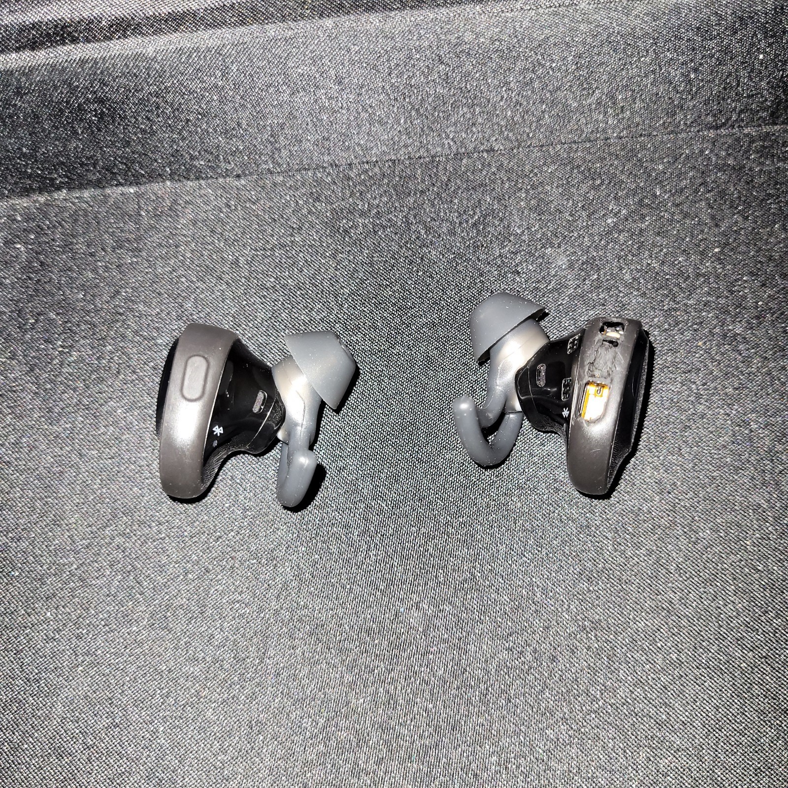 Bose SoundSport Wireless In-Ear Headphones – Black Model 423729