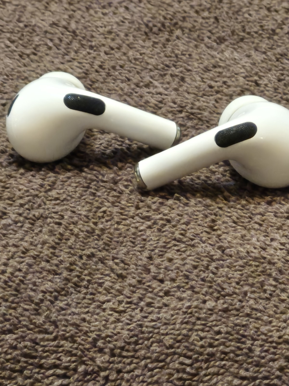 Apple AirPods Pro 1st Gen A2190 Charging Cases, Earbuds, Replacement Tips, More