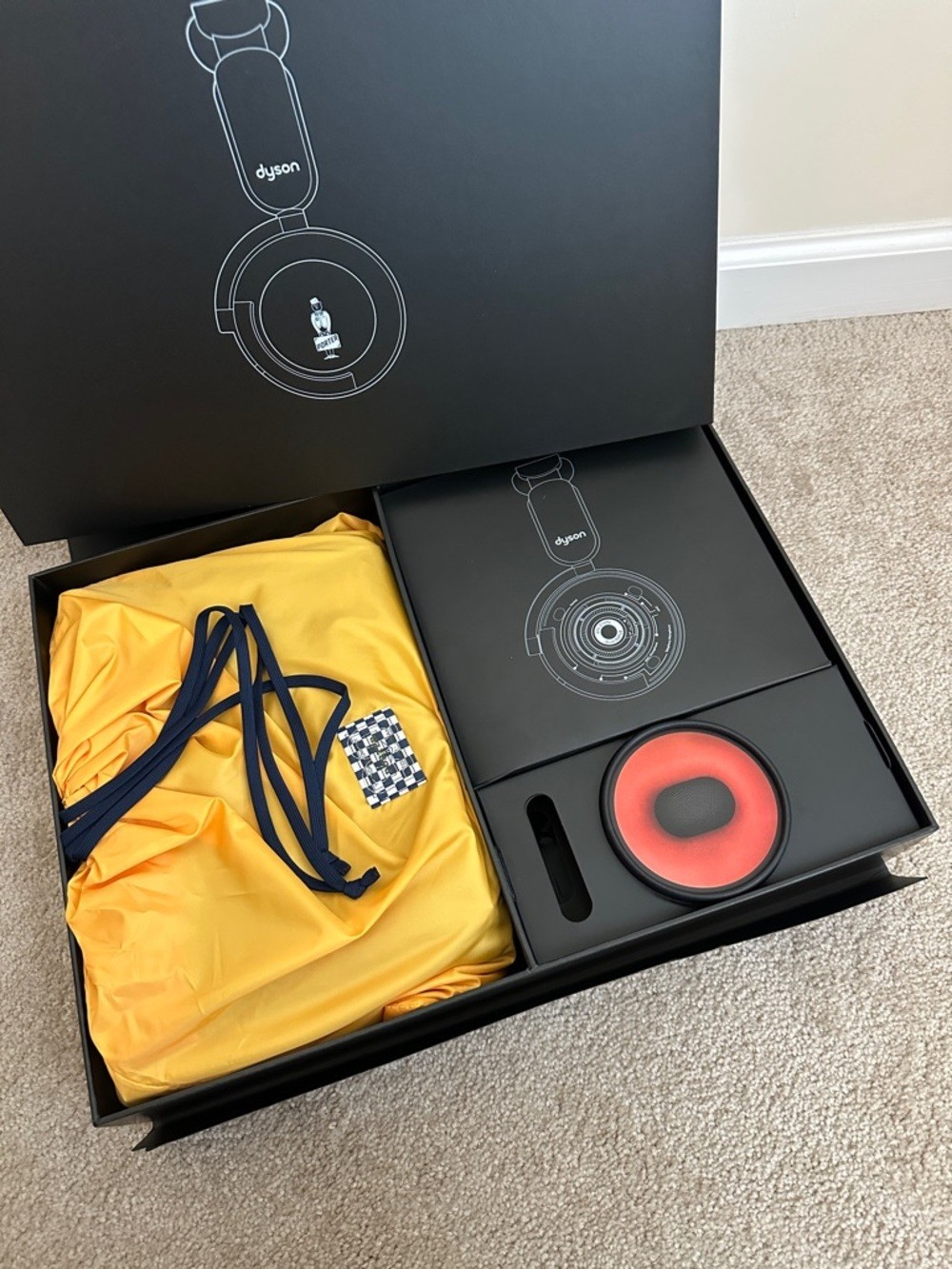 NEW SET Dyson OnTrac PORTER Limited Edition Headphones & Shoulder Bag USA MODEL