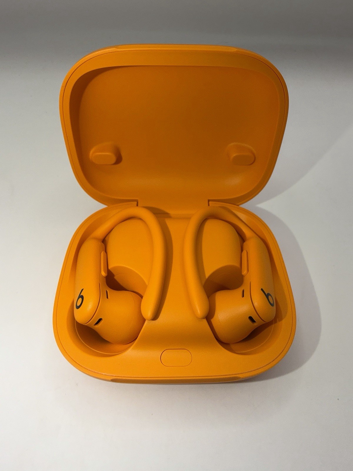 BEATS POWERBEATS PRO 2 WIRELESS BLUETOOTH – NOISE CANCELLING – ELECTRIC ORANGE