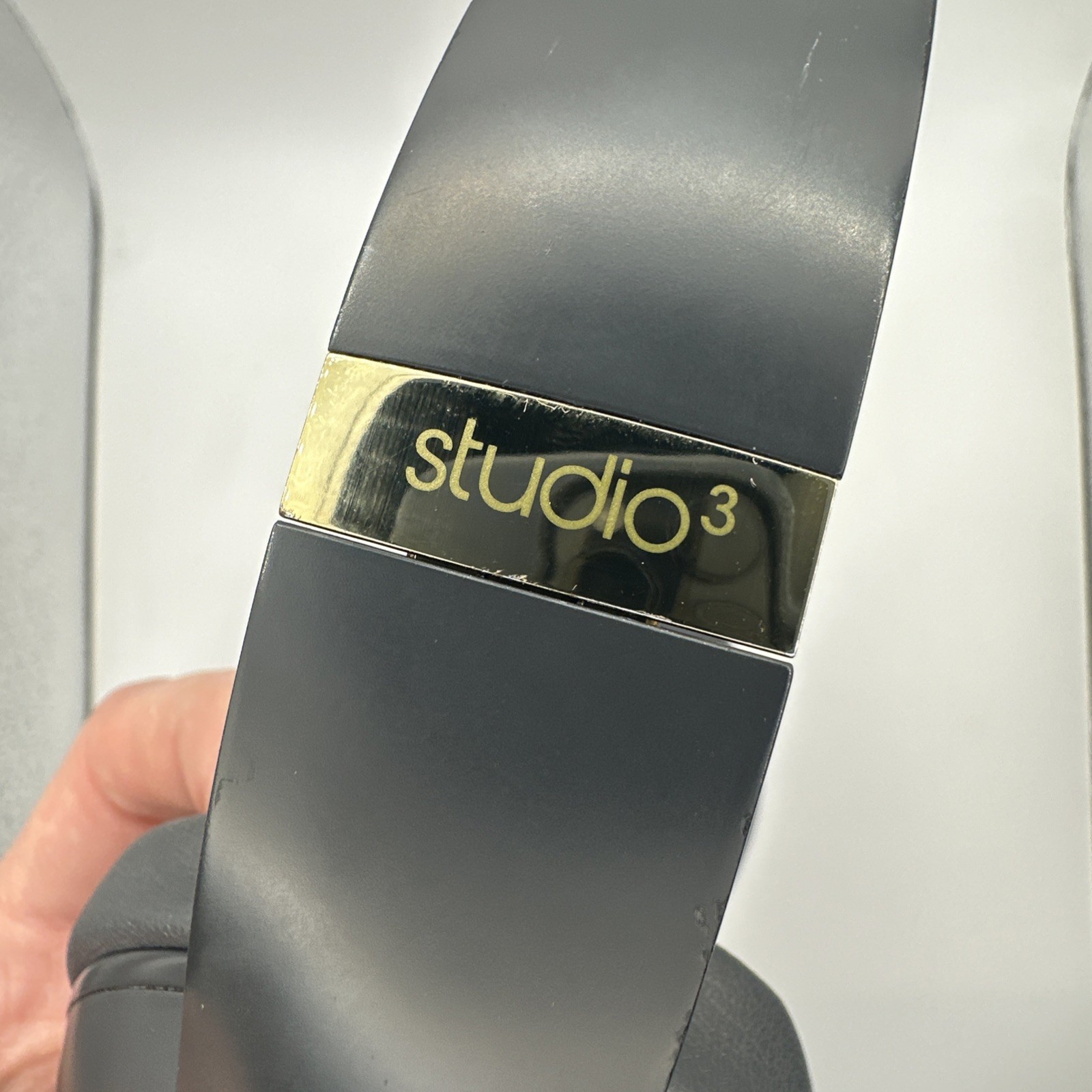 Beats by Dr. Dre Studio3 Bluetooth On Ear Wireless Headphones – Shadow Gray