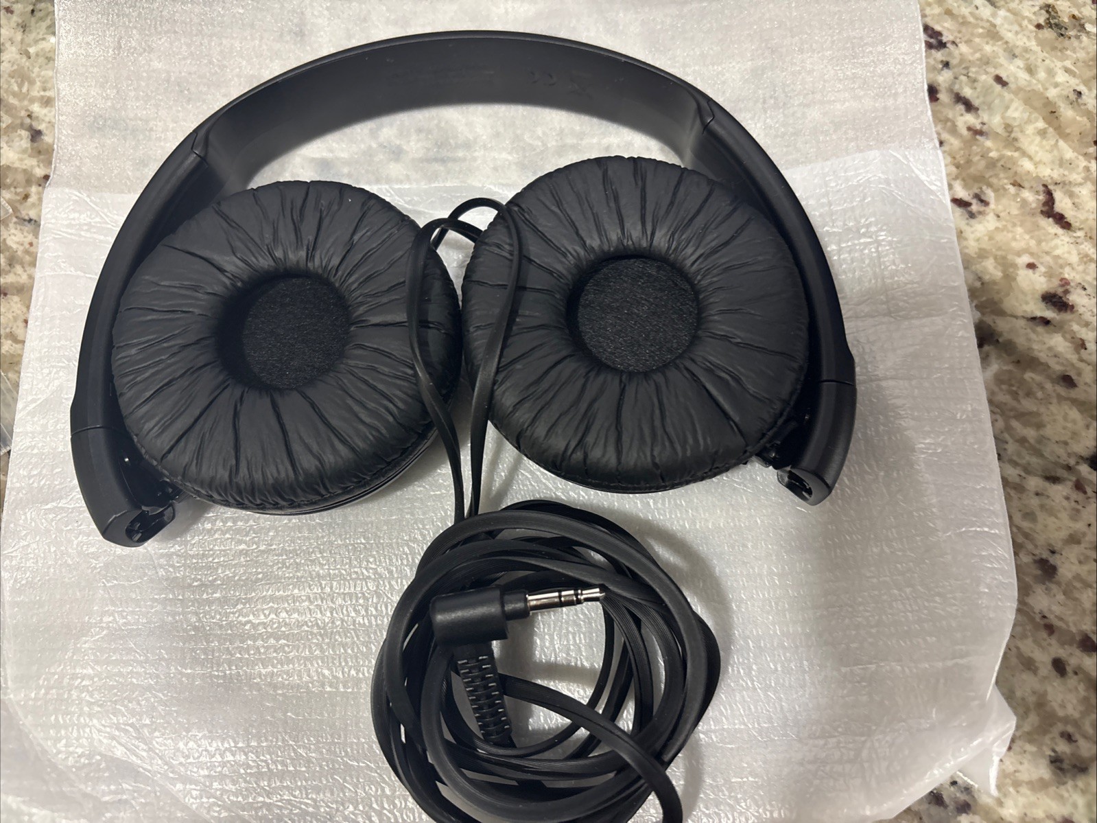 Sony MDR-ZX110 Stereo Monitor Over-Head Headphones Black MDRZX110