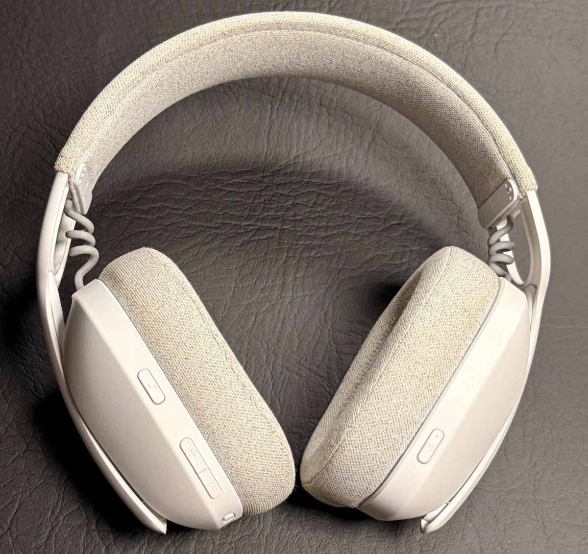 Logitech Zone Vibe 100 Lightweight Wireless Over Ear Headphones