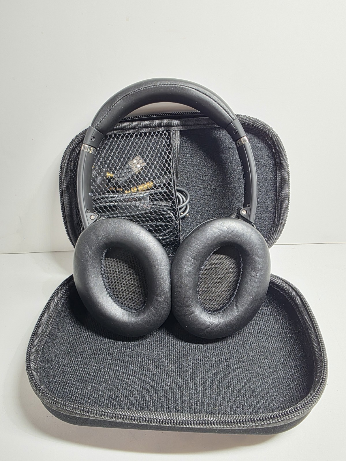 Srhythm NC25 Bluetooth Wireless Stereo Over-Ear Headphones