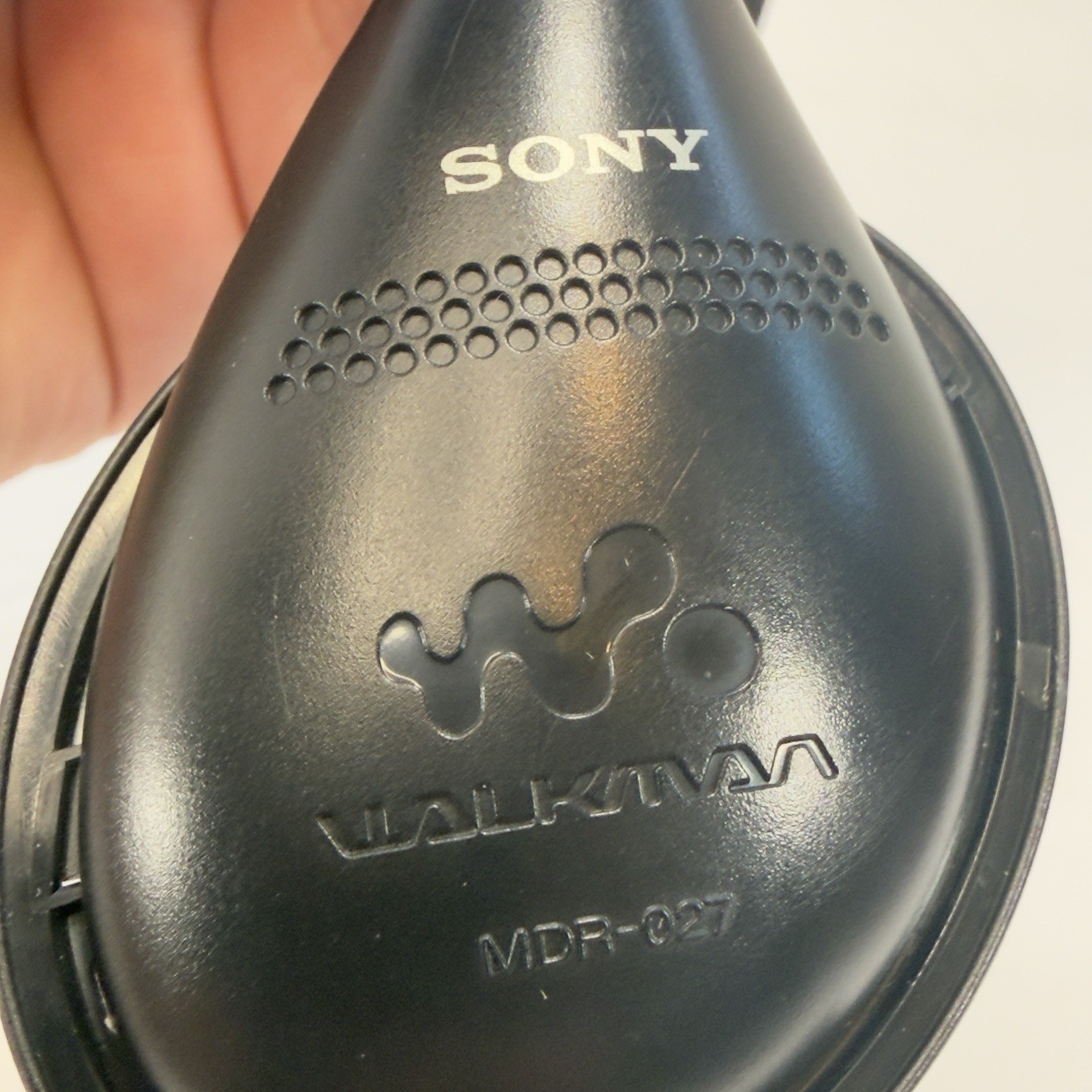 Vintage Sony Walkman MDR-027 Lightweight On-Ear Wired Headphones 3.5mm Black