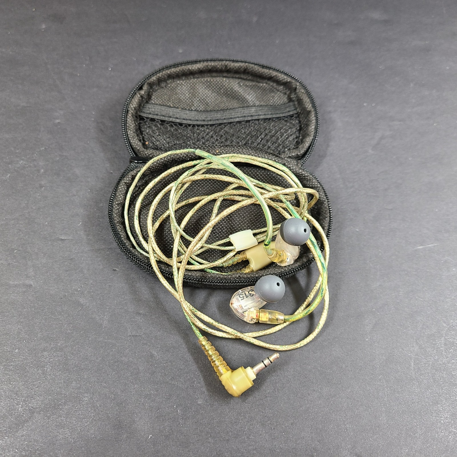 Shure SE315 LiveSound Sound-Isolating In-Ear Monitor Earbuds – Clear