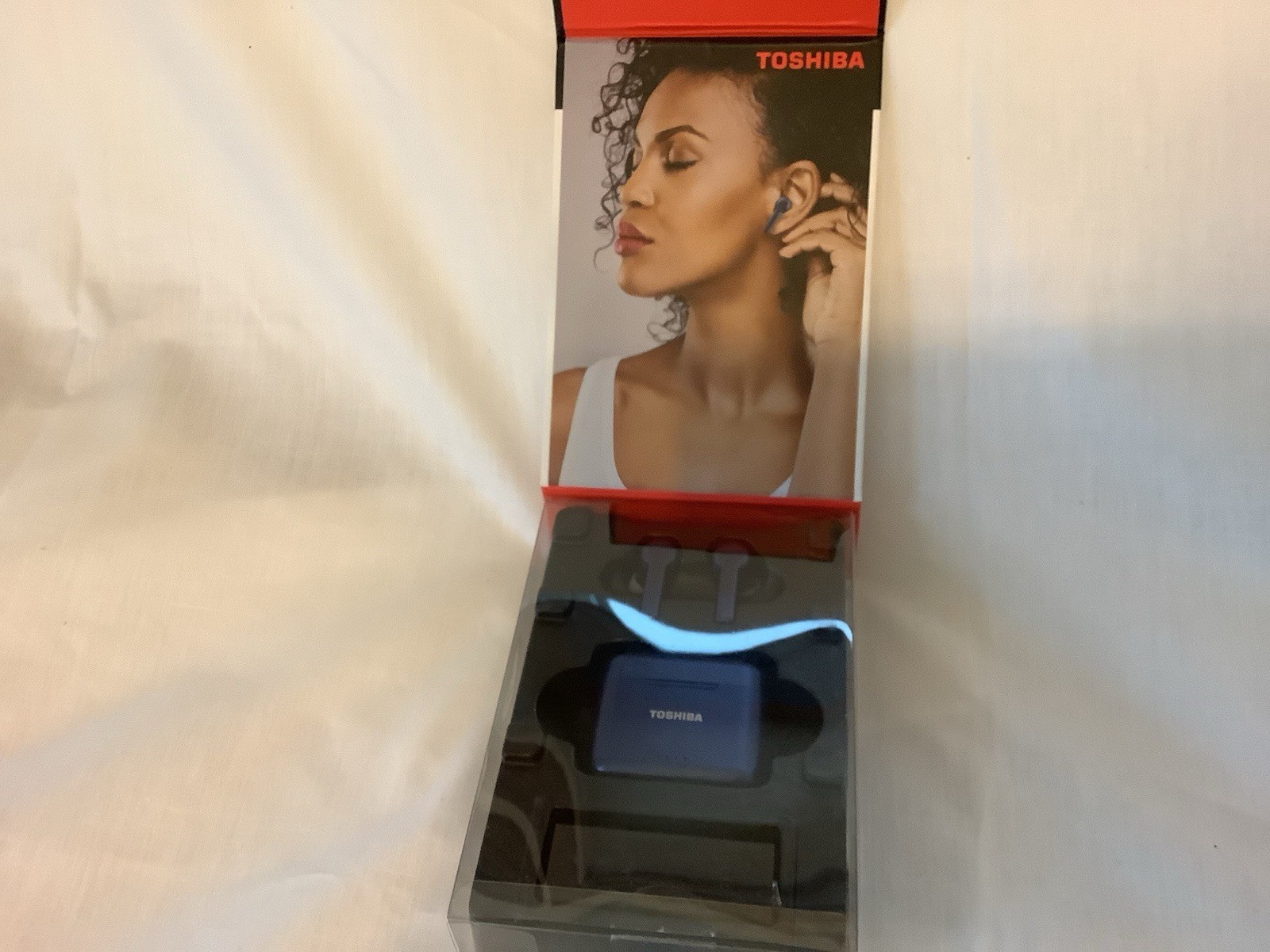 Toshiba Airhush True Wireless Noise Cancelling Earbuds New