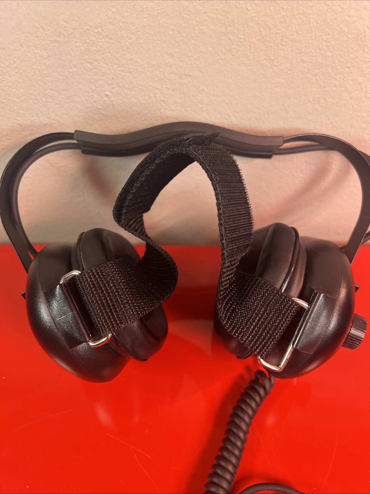 RADIO SHACK Race Scanner Headphones Volume Control-Adjustable *CLEAN*