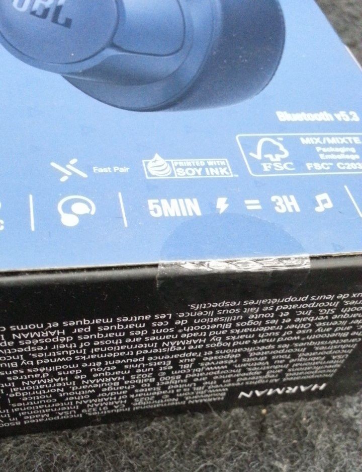 JBL BY HARMAN TUNE 720BT Over-Ear Wireless Headphones Blue