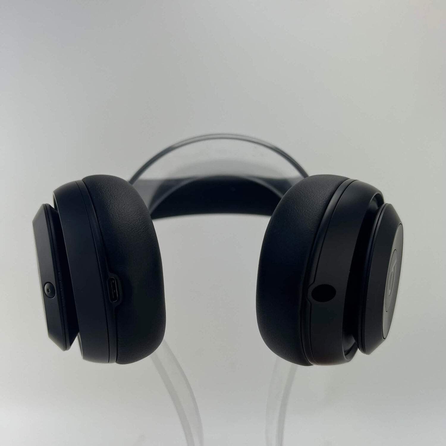Beats Studio Pro Wireless Over-Ear Bluetooth Headphones Black A2924
