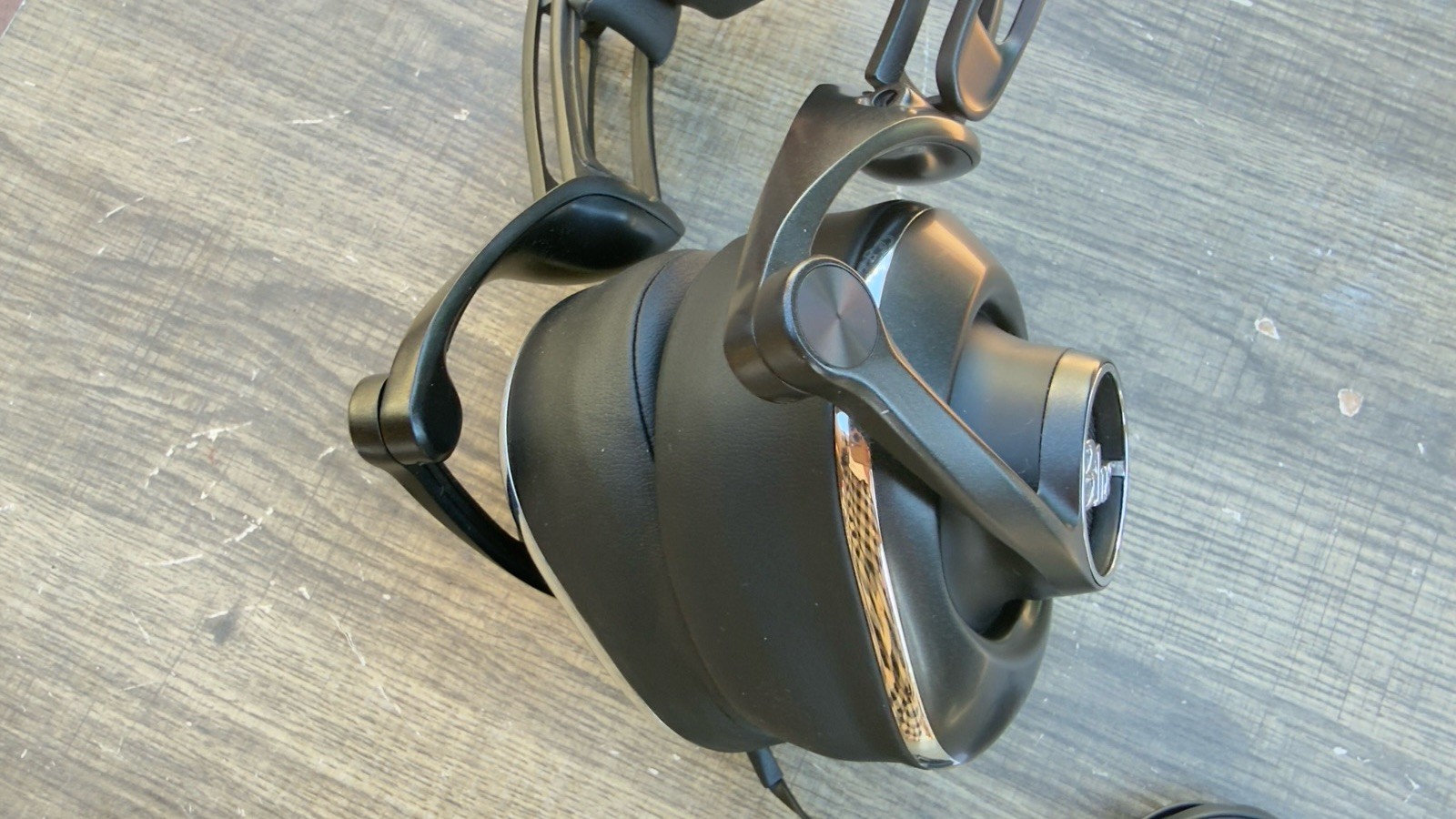 Blue LOLA Black Hi-Fi Headphones