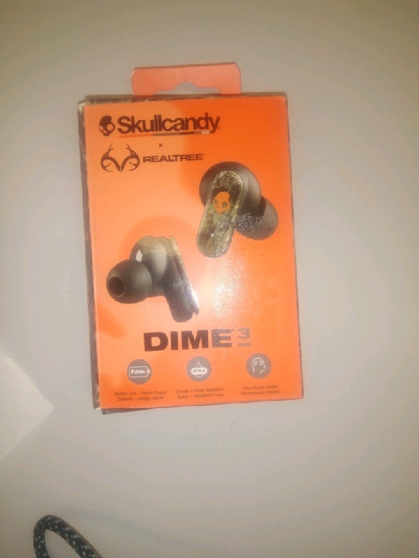 Skullcandy S2DCW-T991 Dime 3 Wireless Earbuds Noise Isolating Fit 20 Hrs Battery